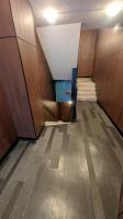 建物エントランスから募集区画まで
